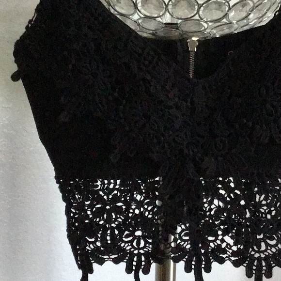 Black lace bralette - Picture 2 of 3